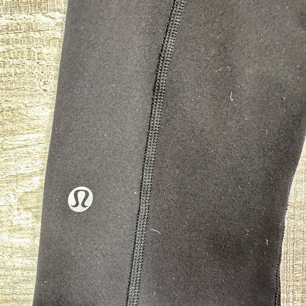 Lululemon Athletica Runday Crop Black Legging Yoga size 6 - Picture 9 of 11